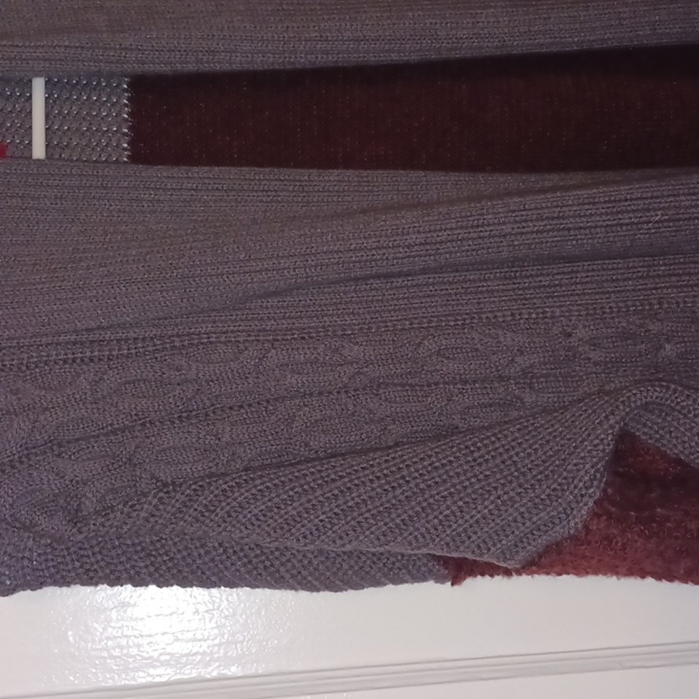 Cardigan - Picture 5 of 5